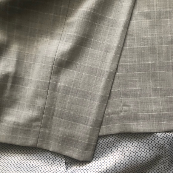 Men’s suits - Picture 13 of 13